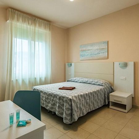 Hotel Villa San Giuseppe San Bartolomeo Al Mare Extérieur photo