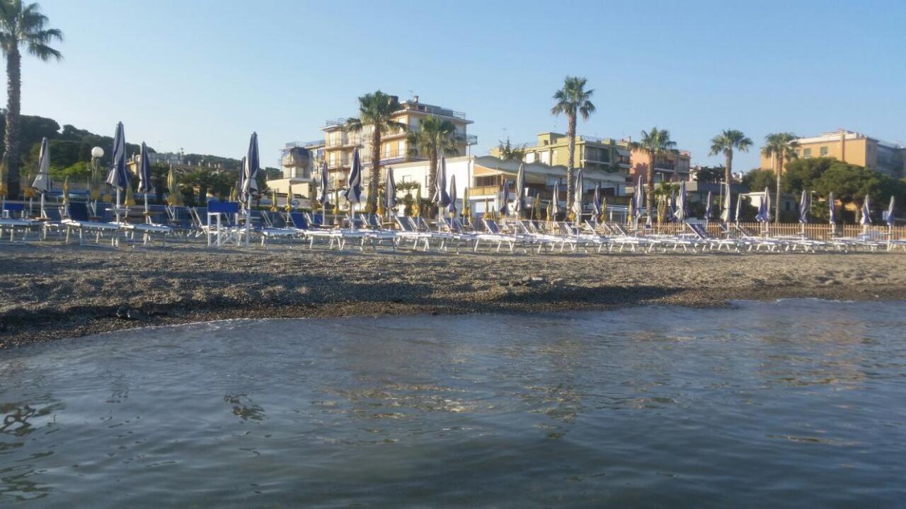 Hotel Villa San Giuseppe San Bartolomeo Al Mare Extérieur photo