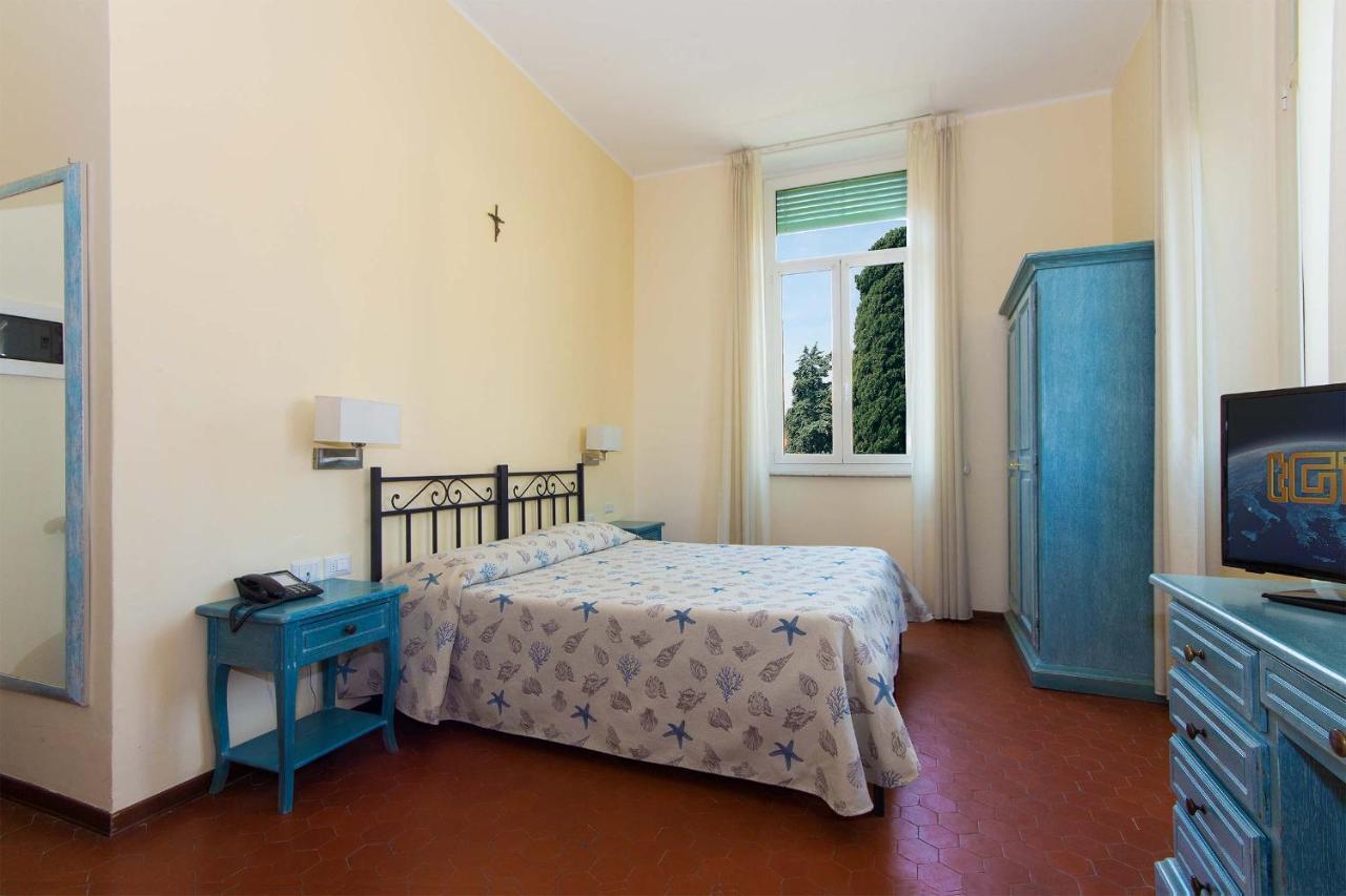 Hotel Villa San Giuseppe San Bartolomeo Al Mare Extérieur photo