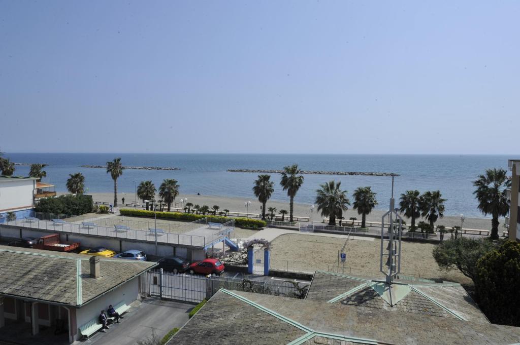 Hotel Villa San Giuseppe San Bartolomeo Al Mare Extérieur photo