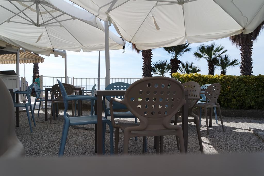 Hotel Villa San Giuseppe San Bartolomeo Al Mare Extérieur photo
