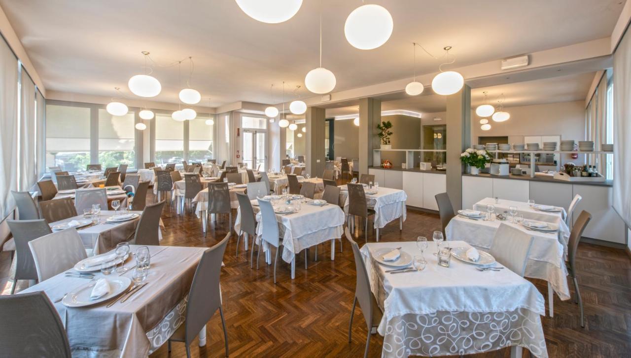 Hotel Villa San Giuseppe San Bartolomeo Al Mare Extérieur photo
